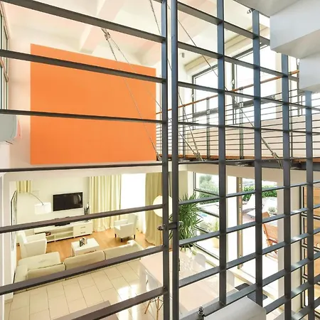펜션 Five Bedroom Holiday In *